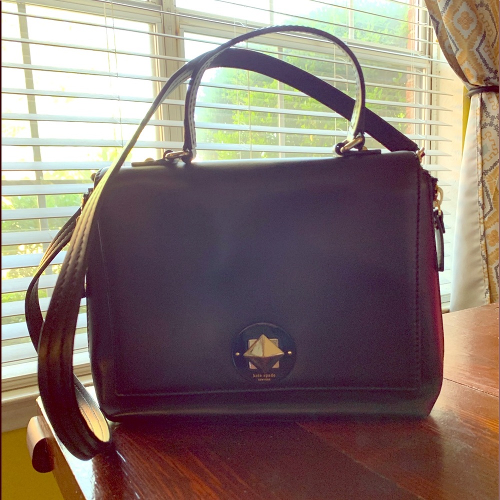 Kate Spade ♠️ Black and Gold crossbody bag